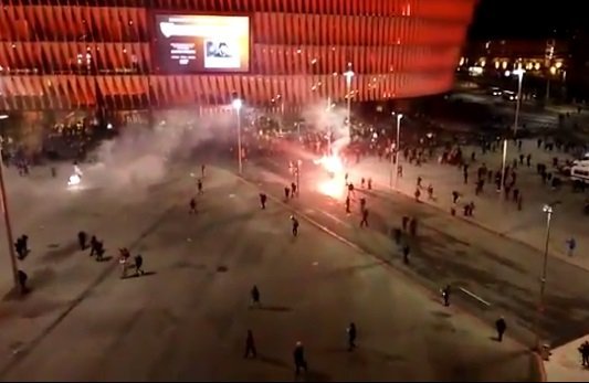 Столкновения полиции и фанатов московского Спартака в Бильбао