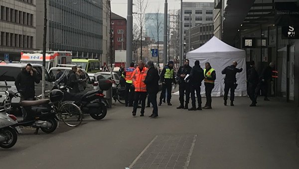 Полиция на месте стрельбы в Цюрихе