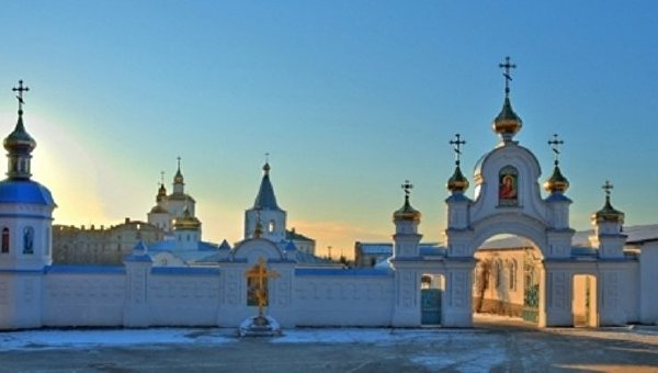 Храм Рождества Пресвятой Богородицы Молченского женского монастыря в Путивле