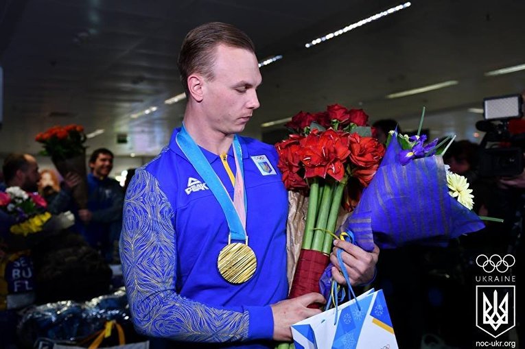 Олимпийский чемпион Александр Абраменко в аэропорту Борисполь