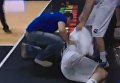 Баскетбольная стойка упала на игрока сборной Парагвая