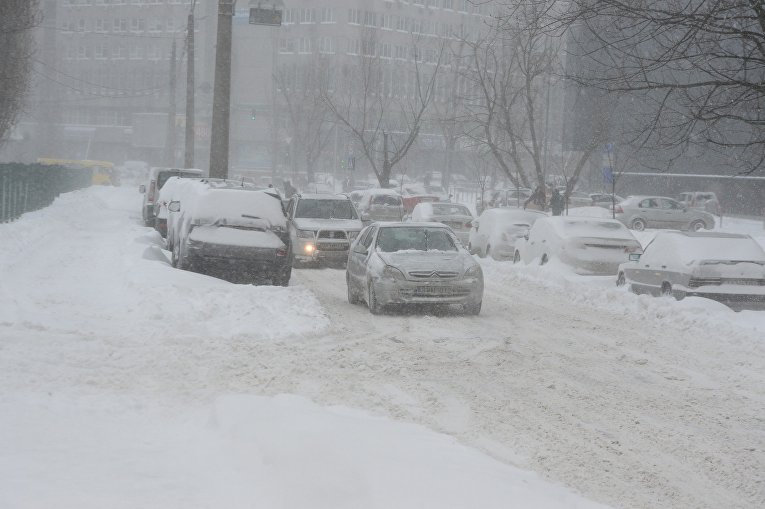 Снежный коллапс в Киеве