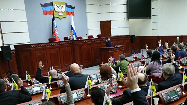 Пленарное заседание Народного Совета самопровозглашенной ДНР