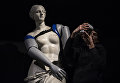 Во Франции Афродите и другим скульптурам надели 3D-протезы