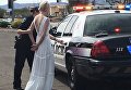 В США невесту арестовали по пути на собственную свадьбу