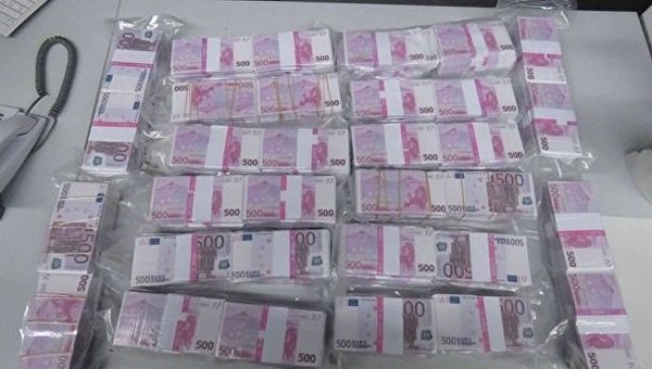 Немец нашел в мусорном баке 8 миллионов евро