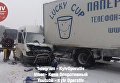Столкновение микроавтобуса и грузовика на Житомирской трассе