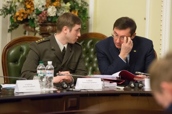Регламентный комитет Рады обсуждает снятие неприкосновенности с Надежды Савченко