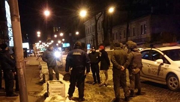 Инцидент возле консульства Польши в Киеве
