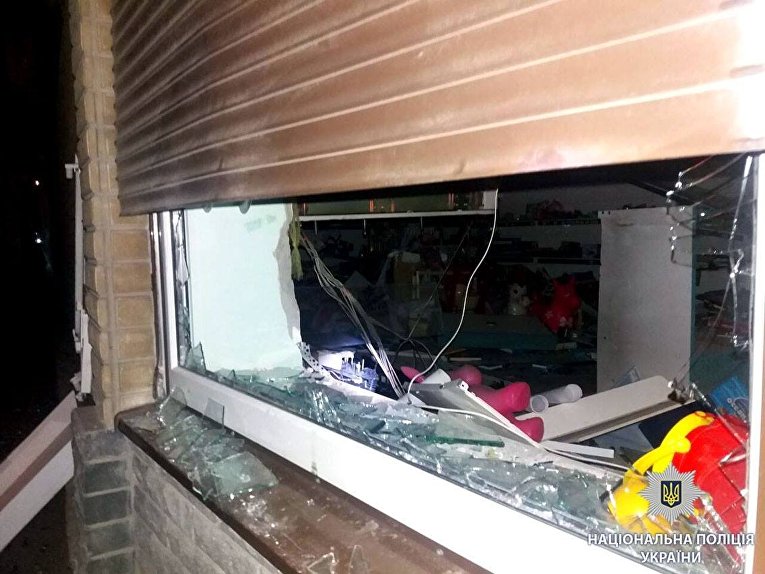 В Харькове неизвестные подорвали банкомат