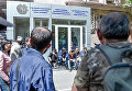 Активисты заблокировали вход в здание Главного управления внутренней безопасности и оперативного розыска МФ РА