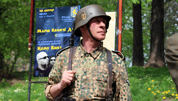 В центре Львова открыли выставку оружия дивизии CC Галичина