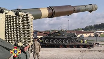 Украинские танки прибыли в Германию. Видео