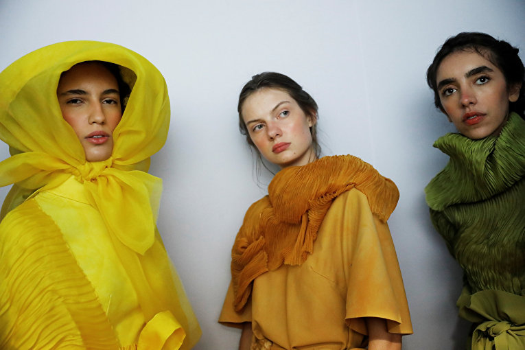 Дерзкие образы бразильской моды на San Paulo Fashion Week