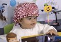 Годовалый малыш работает специалистом по счастью в аэропорту Дубая