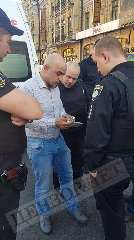 В центре Киева избили нардепа Мустафу Найема