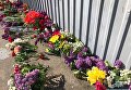 Цветы у Дома профсоюзов в Одессе, где в 2014 году погибли 48 человек