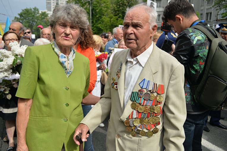 Ветераны на День победы в Киеве