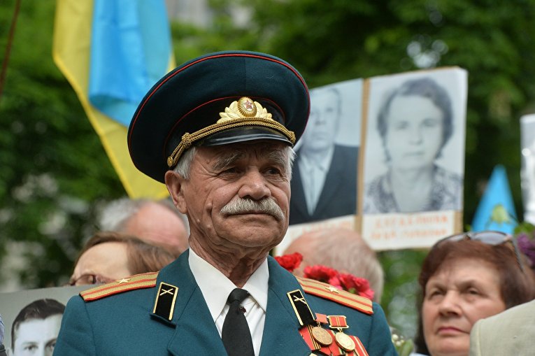 Ветераны на День победы в Киеве