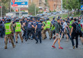 Фанаты Динамо и Шахтера подрались с полицией