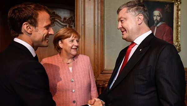 Встреча Порошенко, Меркель и Макрона в Германии