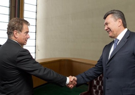 Встреча президента Украины Виктора Януковича с президентом Финляндии Саули Нийнистё в Нью-Йорке