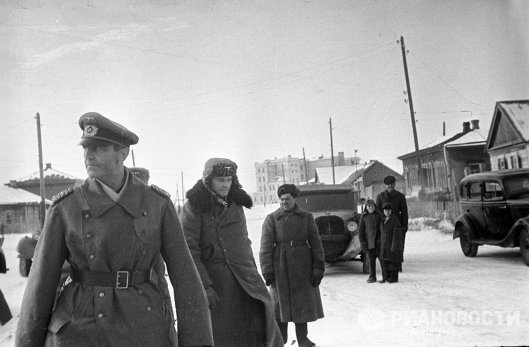 Фото паулюса в сталинграде в плену