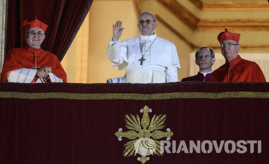 Аргентинский кардинал стал новым Папой Римским Франциском