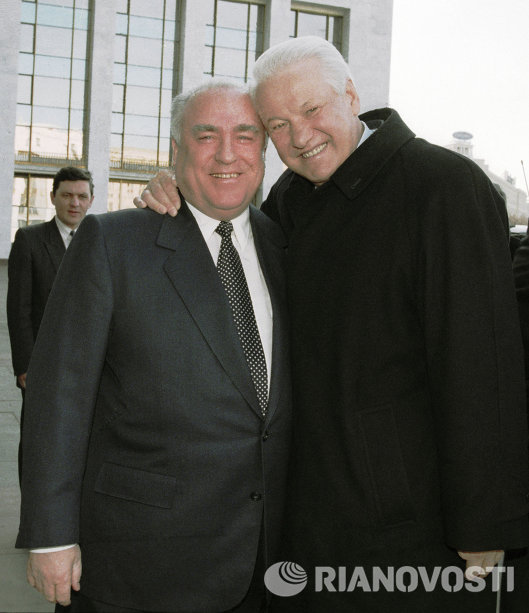Борис Ельцин и Виктор Черномырдин