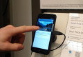 Смартфон HTC First — Facephone. Архивное фото