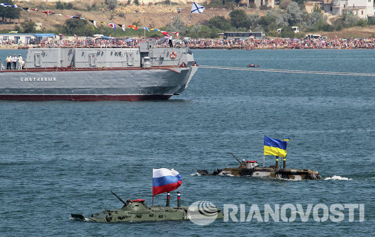 День флота Украины и День ВМФ России