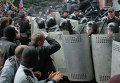 Сторонники федерализации штурмуют прокуратуру Донецкой области