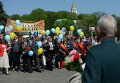 Жители Киева во время акции Бессмертный полк