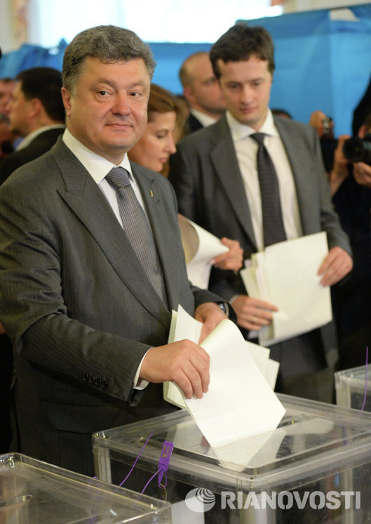 Кандидат в президенты Петр Порошенко