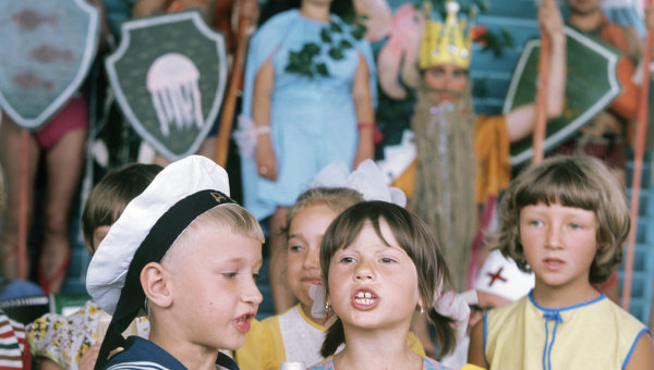 Дети на отдыхе в крымском санатории. Архивное фото
