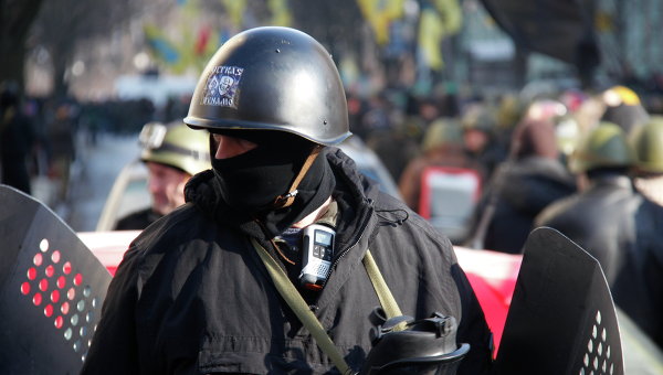 Колонна активистов Майдана. Архивное фото