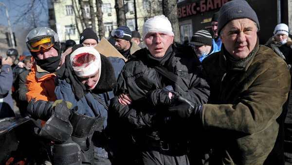 Столкновения на Майдане в Киеве во время Революции достоинства. Архивное фото
