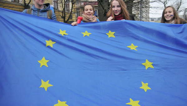 Митинг. Флаг Евросоюза