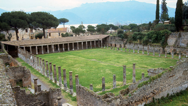 Руины древне-римского города Помпеи