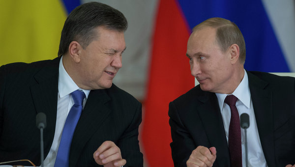 Виктор Янукович и Владимир Путин. Архивное фото