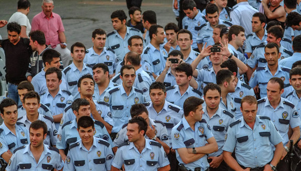 Полицейские в Турции. Архивное фото