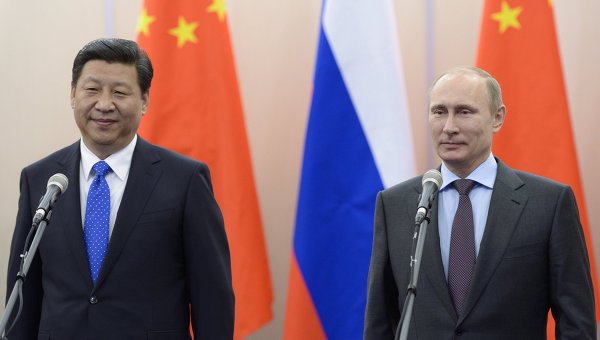 Президент РФ Владимир Путин и председатель КНР Си Цзиньпинь