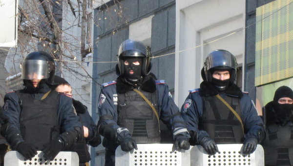 Евромайдан и антимайдан в ожидании решения политиков