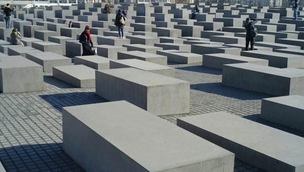 Мемориал памяти жертв Холокоста в Берлине