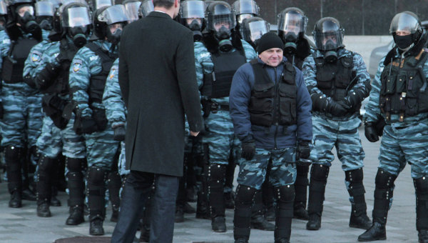 Виталий Кличко - пикет перед Кабинетом министров Украины