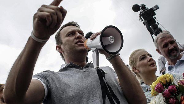 Алексей Навальный приехал из Кирова в Москву