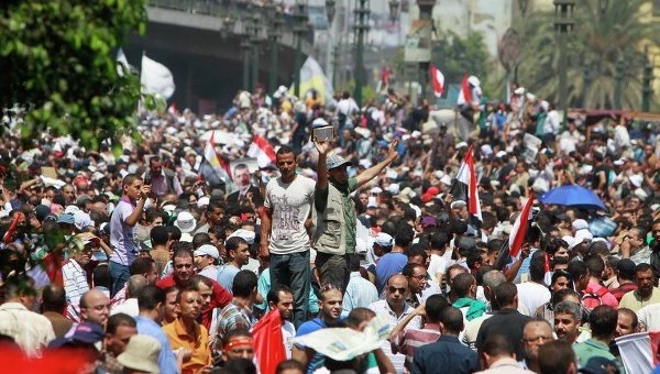 Сторонники свергнутого президента Египта Мурси на акции протеста в Каире