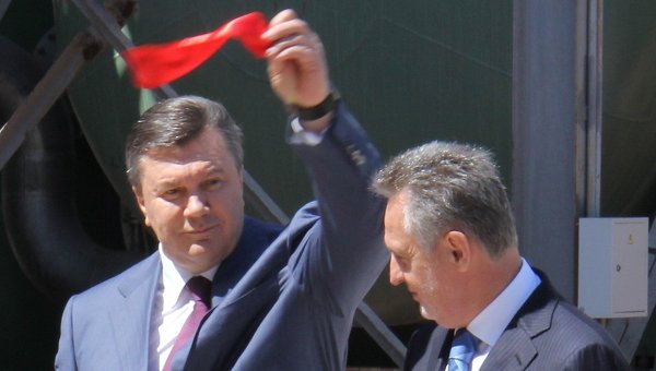 Дмитрий Фирташ и Виктор Янукович. Архивное фото