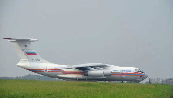 Спасатели МЧС РФ прибыли в Индонезию, где разбился SSJ-100
