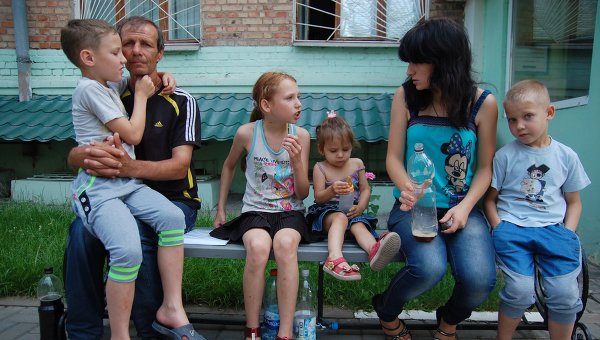 Украинские беженцы. Архивное фото